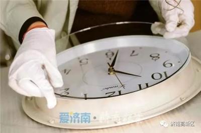 準(zhǔn)時(shí)轉(zhuǎn)型成就“不褪色的康巴絲” 從央視春晚報(bào)時(shí)到眼鏡銷售的新動能